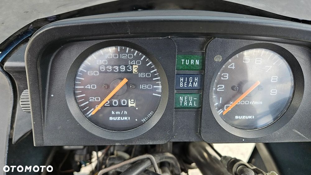 Suzuki DR - 7