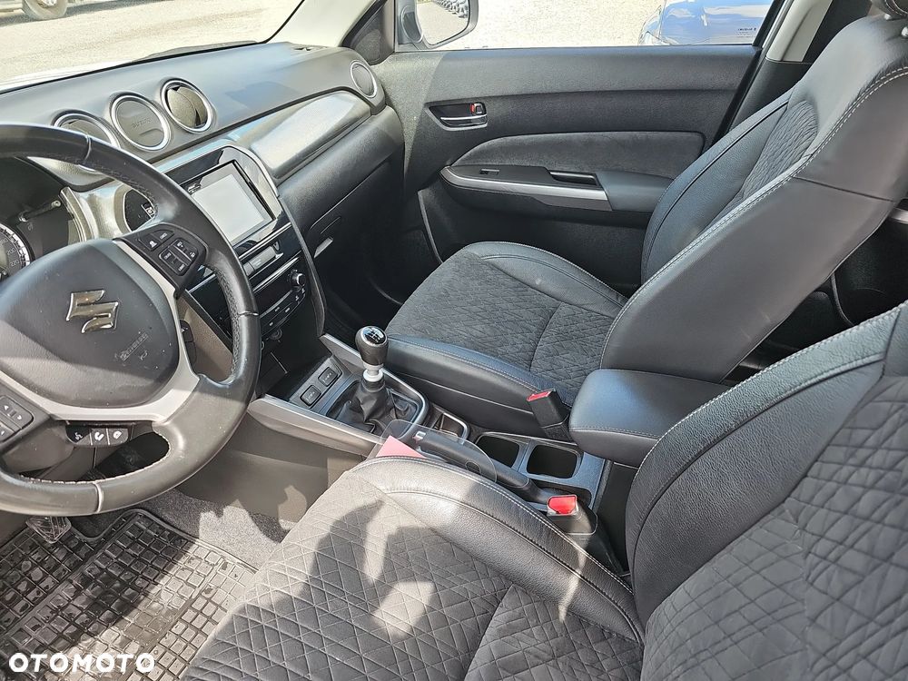 Suzuki Vitara 1.4 Boosterjet SHVS Elegance 2WD - 16
