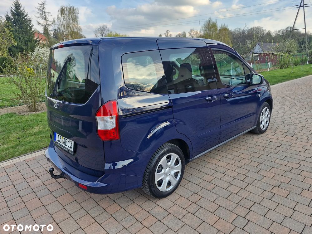 Ford Tourneo Courier 1.0 EcoBoost Ambiente - 5