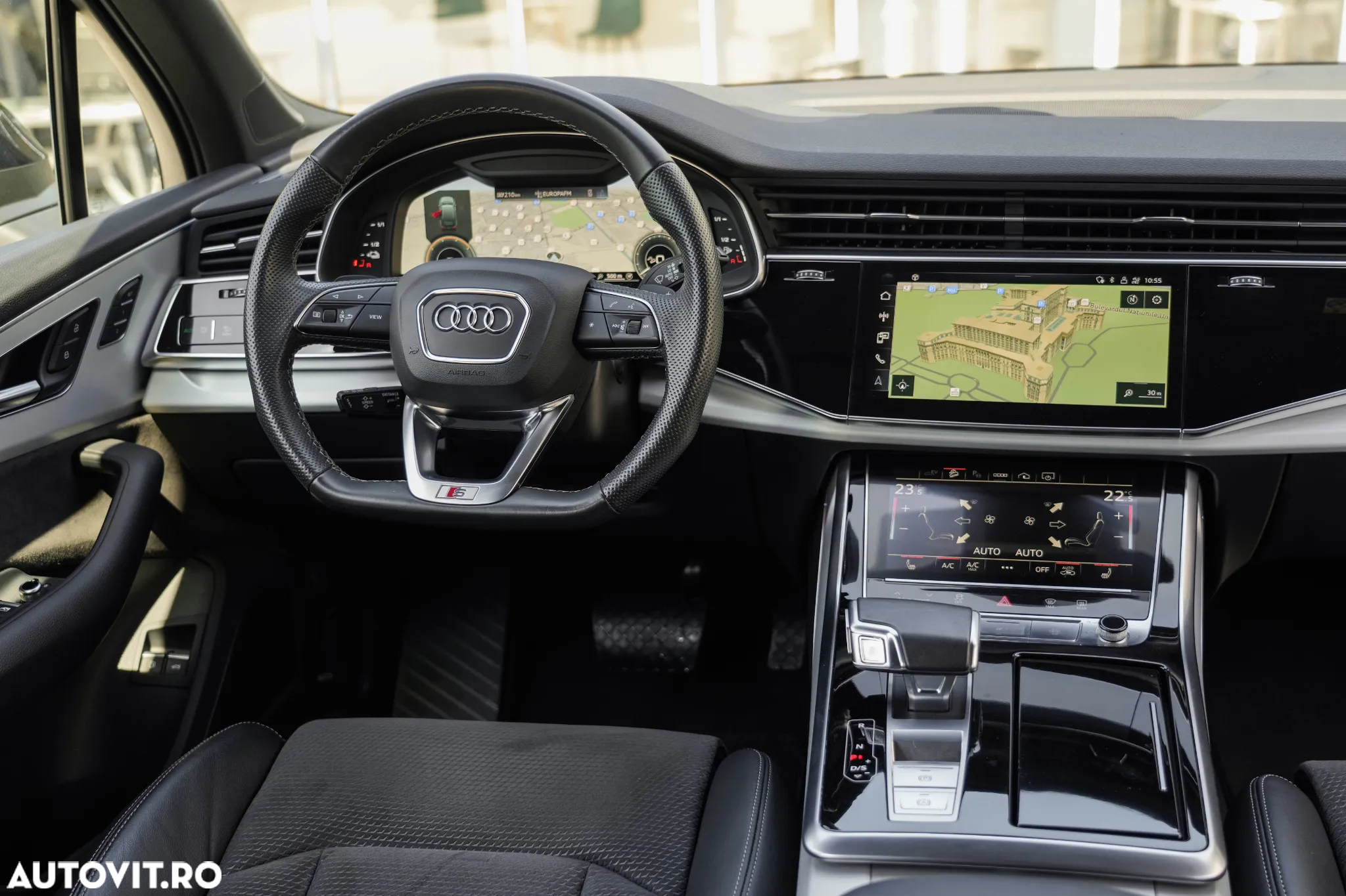 Audi Q7 55 TFSI e quattro Tiptronic PHEV S Line - 9