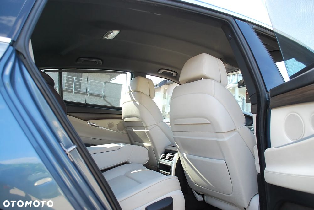 BMW Seria 5 - 24