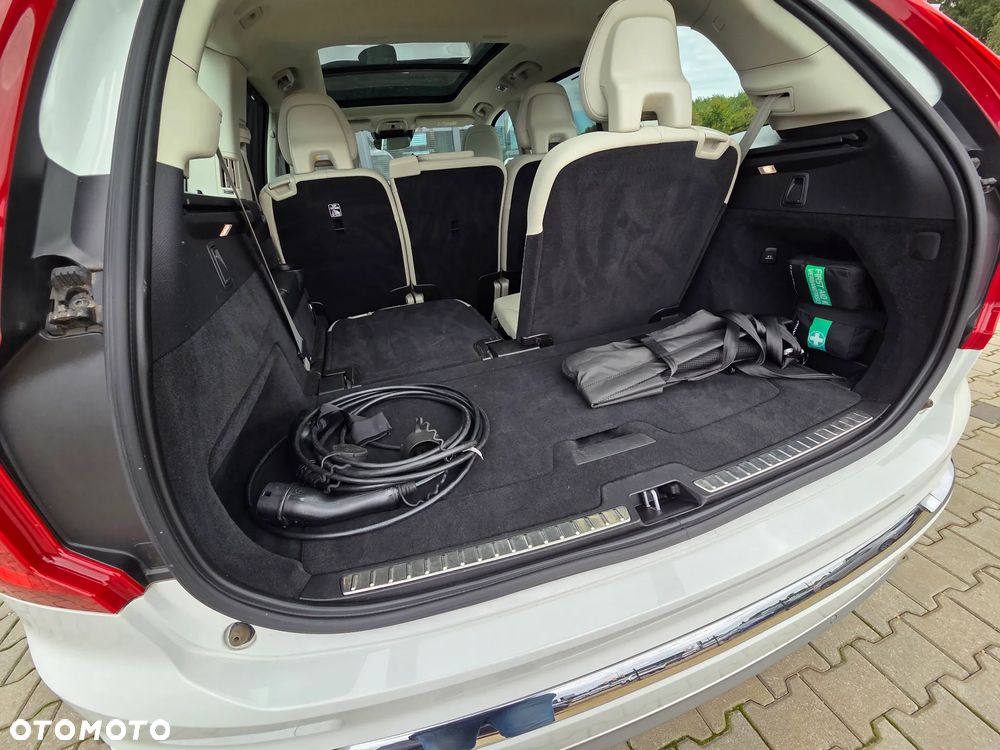 Volvo XC 90 - 31