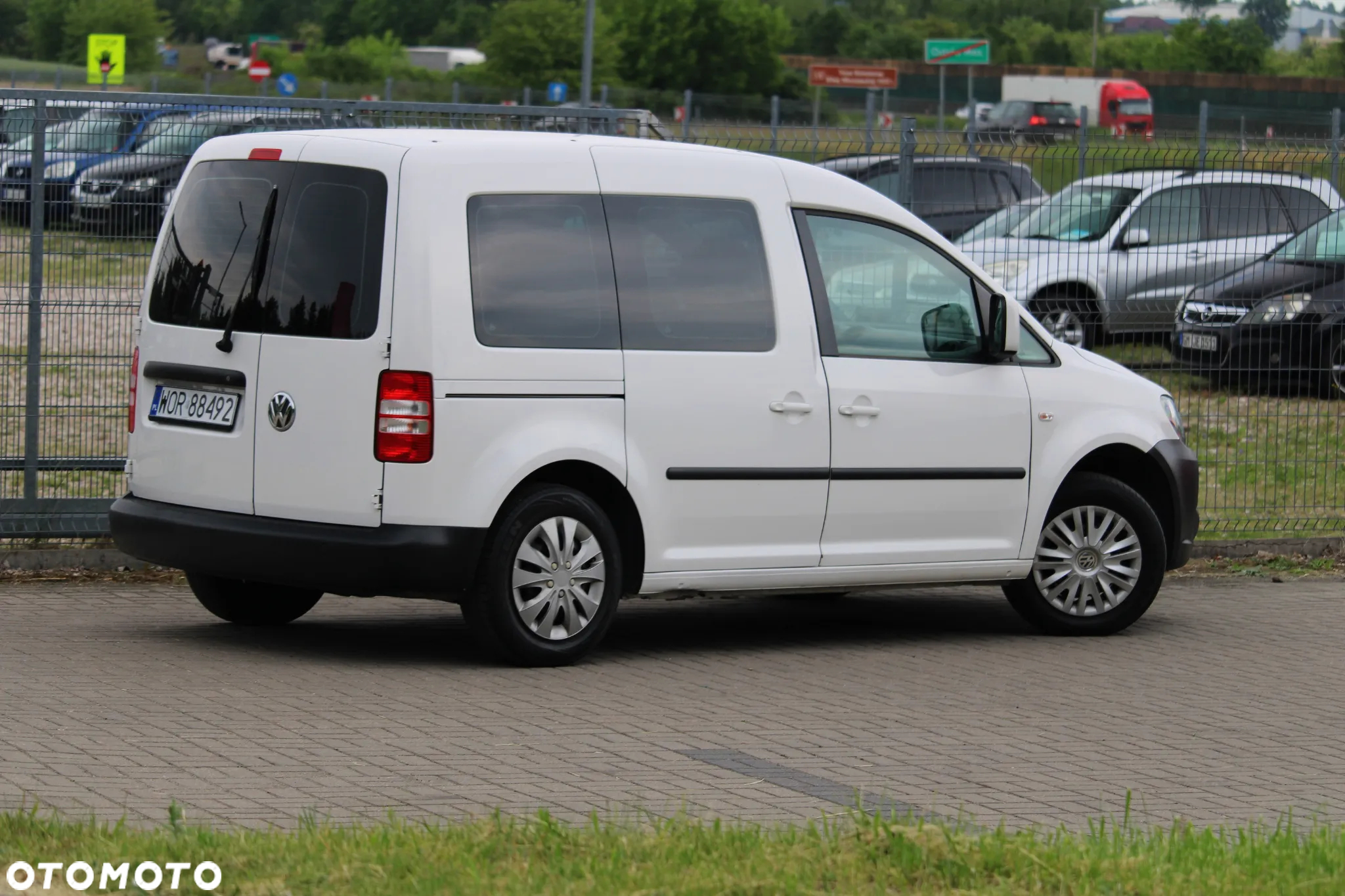 Volkswagen Caddy - 15