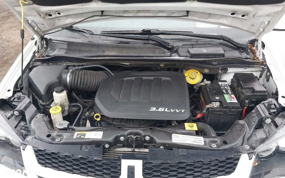 Dodge Grand Caravan - 15