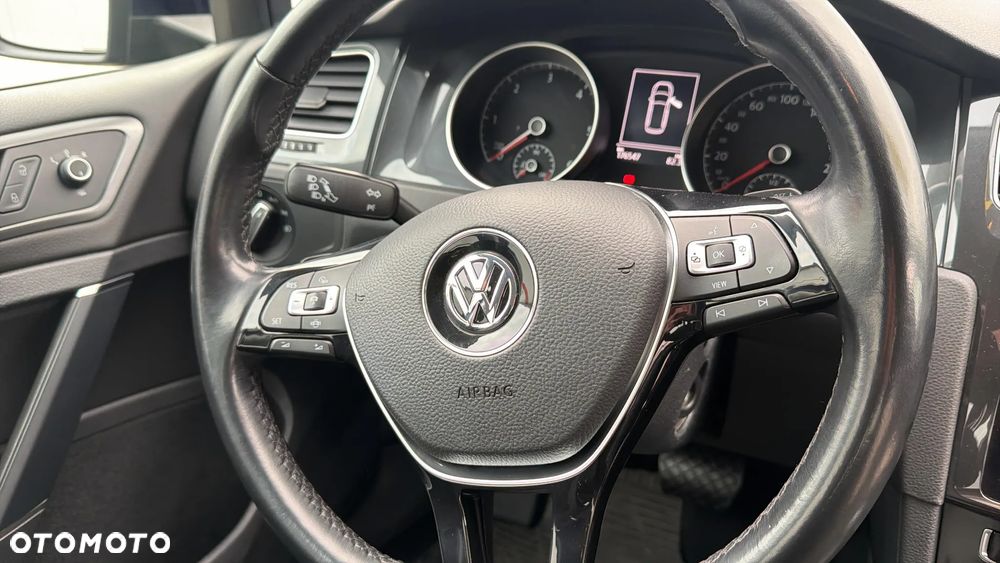 Volkswagen Golf 2.0 TDI SCR 4Motion DSG Comfortline - 25