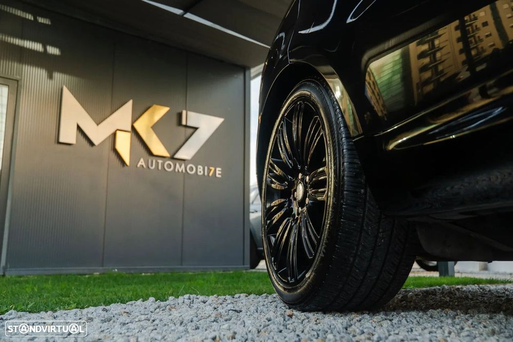 Land Rover Range Rover Sport SDV6 Black Edition - 22