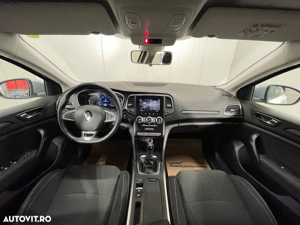 Renault Megane TCe 140 GPF Equilibre - 8
