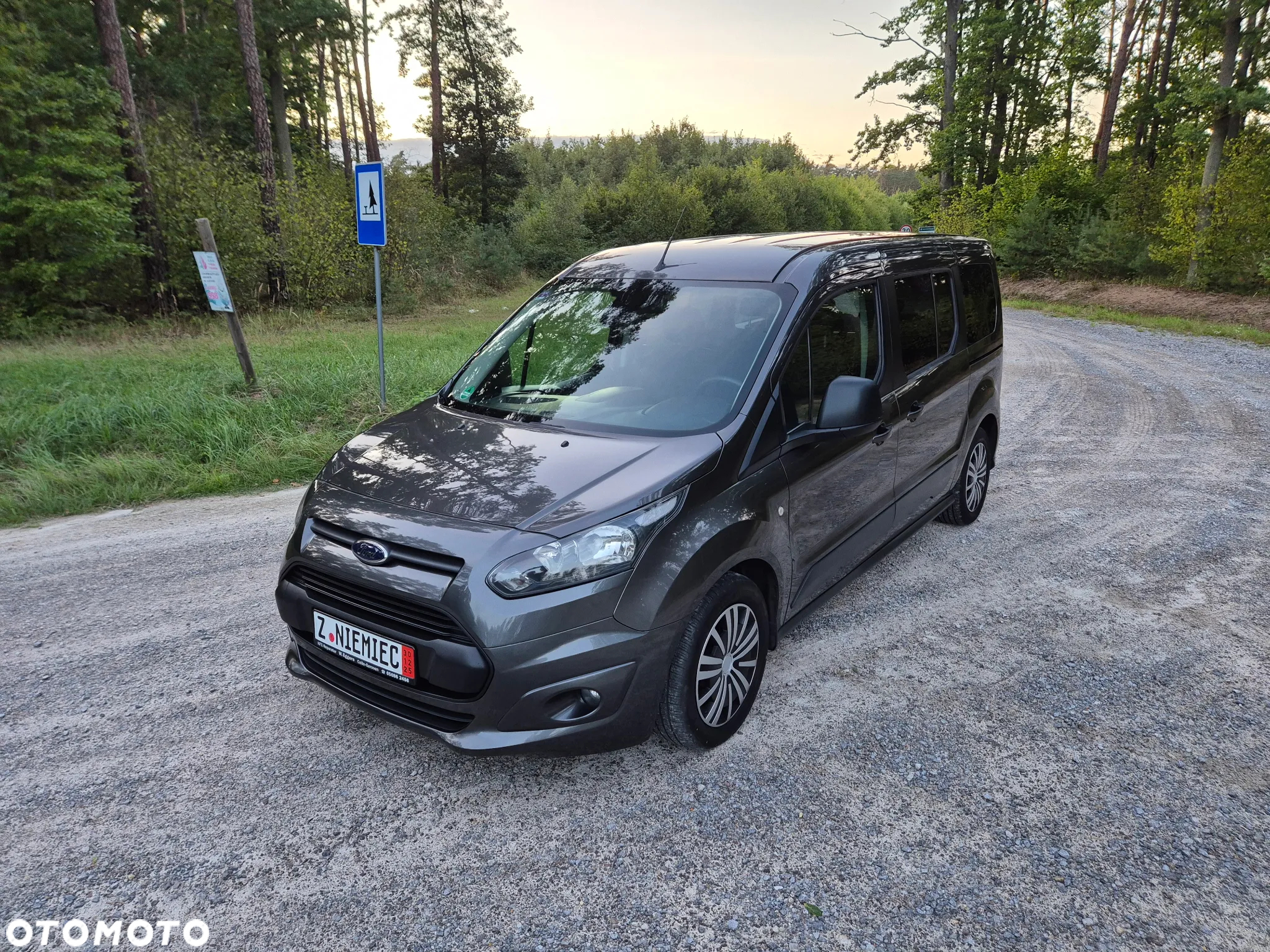 Ford Tourneo Connect 1.6 TDCi Trend - 11