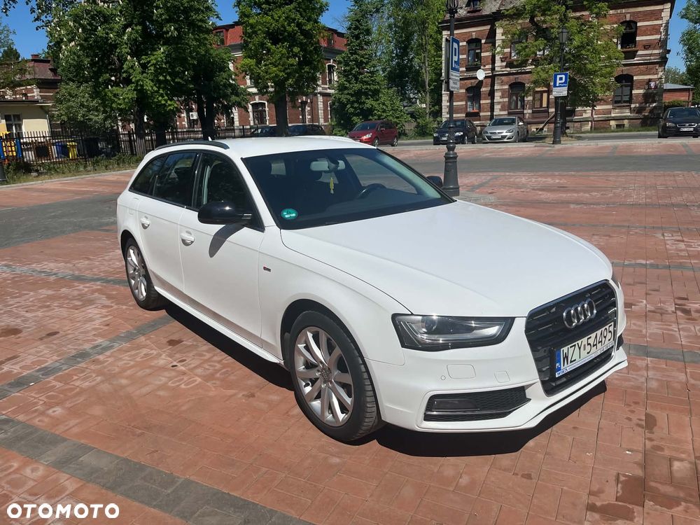 Audi A4 Avant 2.0 TDI DPF clean diesel multitronic S line Sportpaket - 4