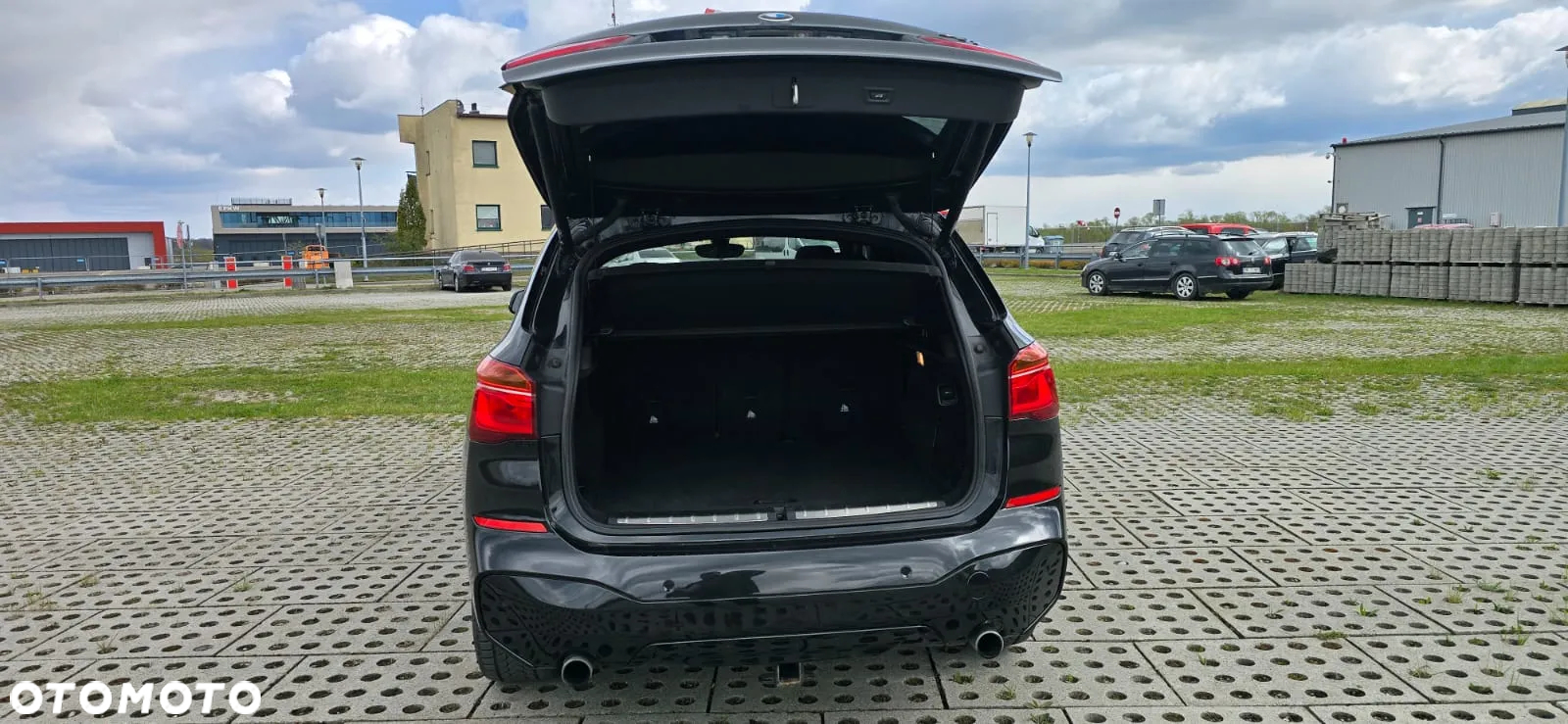 BMW X1 - 13