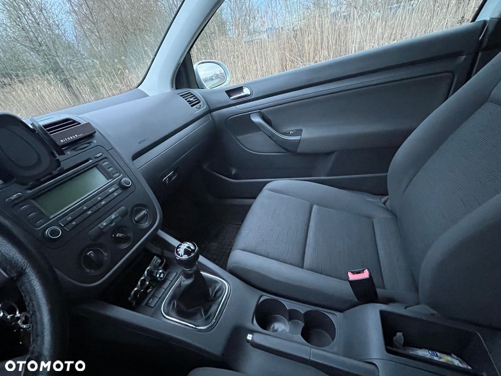 Volkswagen Golf - 8