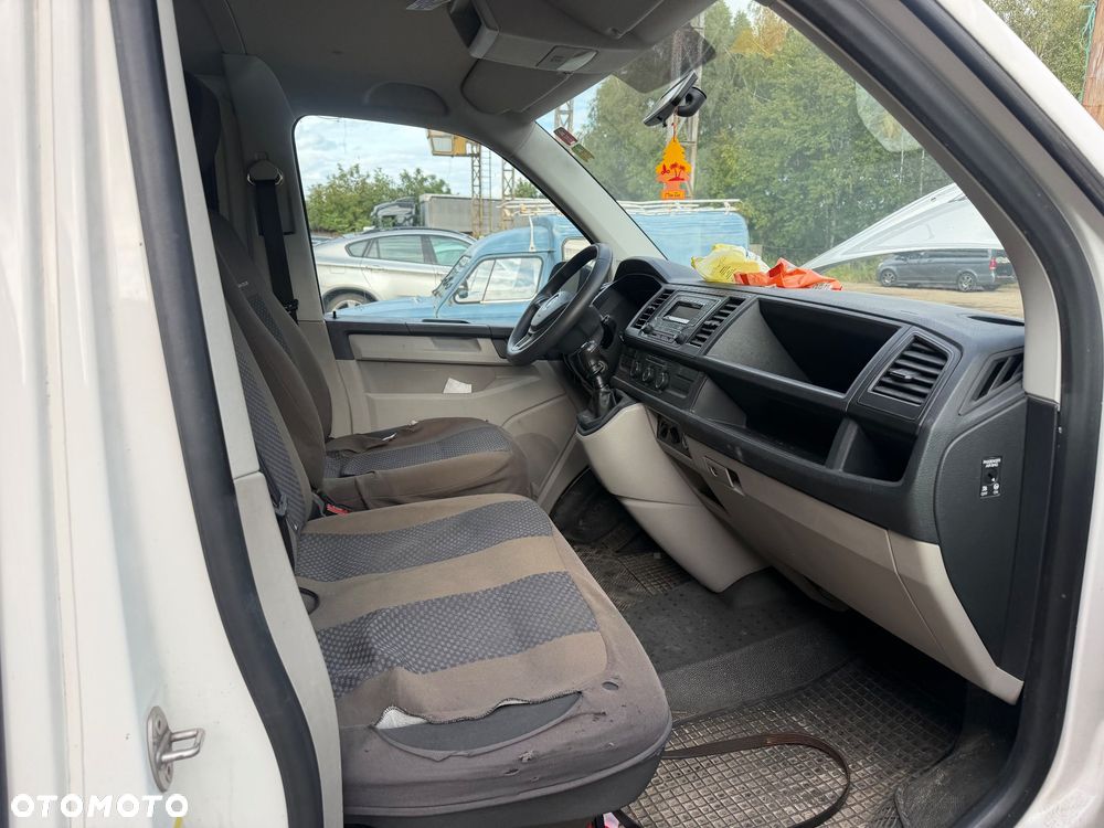 Volkswagen Transporter - 18