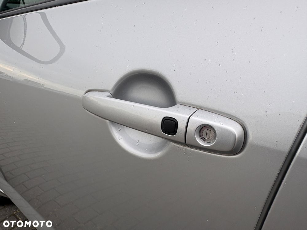 Toyota RAV4 2.2 D-4D Sol 180 - 19