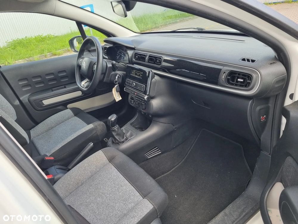 Citroën C3 Pure Tech 82 FEEL - 9