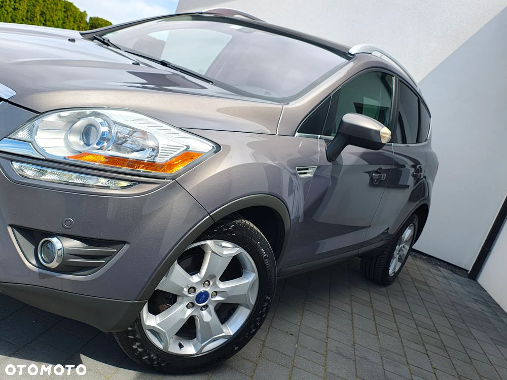 Ford Kuga 2.0 TDCi 4x4 Titanium - 29