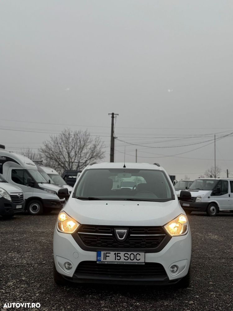 Dacia Lodgy 1.5 Blue dCi Laureate - 2
