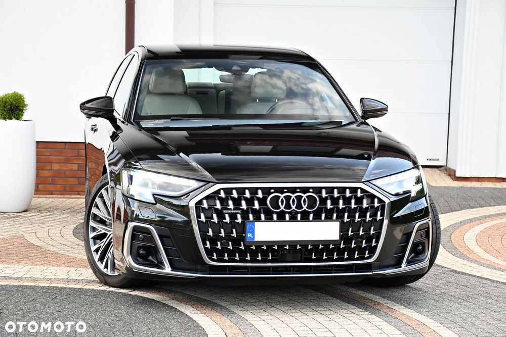 Audi A8 - 7