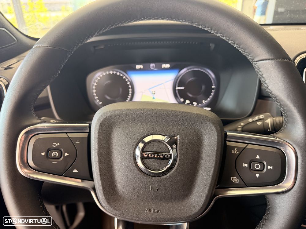 Volvo XC 40 T5 Recharge DKG Essential - 19