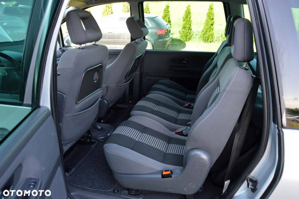 Volkswagen Sharan 1.9 TDI 4Motion United - 20
