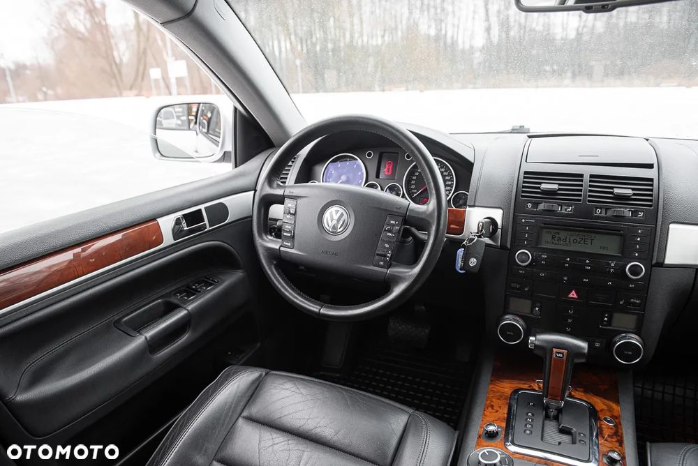 Volkswagen Touareg 3.2 V6 Automatik - 22