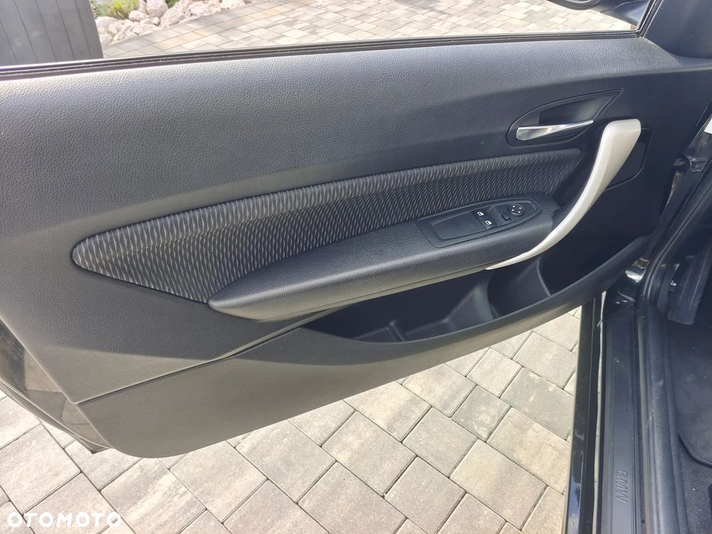 BMW Seria 1 116d Sport Line - 23