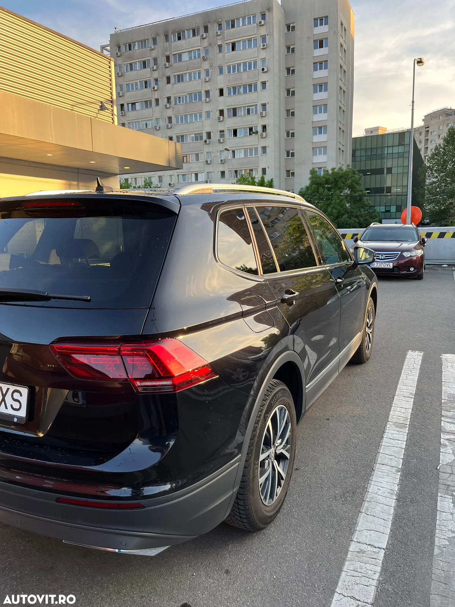 Volkswagen Tiguan Allspace 1.5 TSI OPF DSG Comfortline - 4
