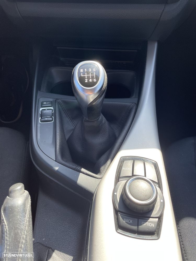 BMW 116 d EfficientDynamics - 11