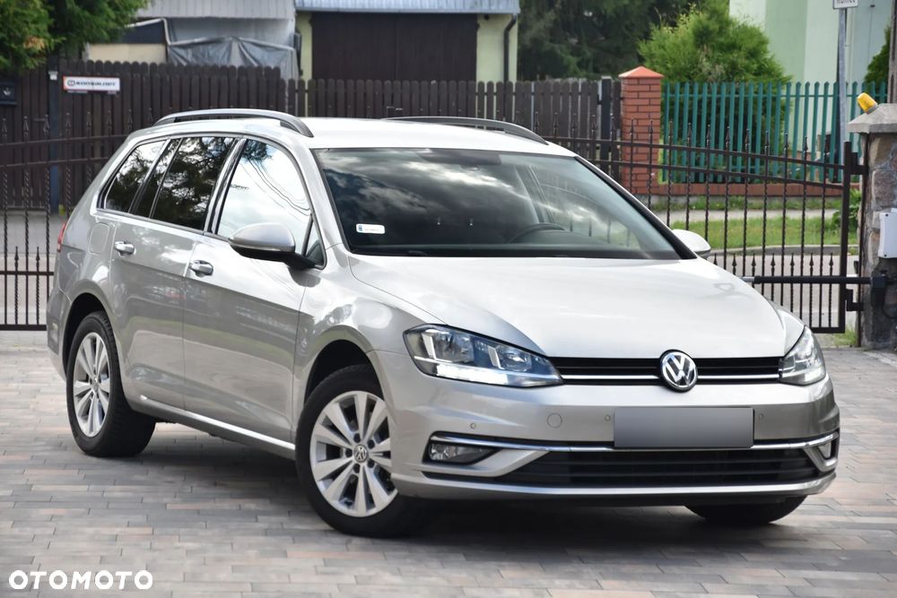 Volkswagen Golf 1.6 TDI BMT Comfortline - 1