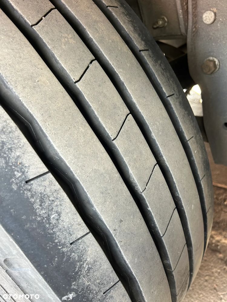 Schmitz Cargobull FIRANKA / 10 SZTUK / BARDZO ŁADNE OPONY / Z PEŁNYM WYPOSAŻENIEM DO ZAŁADUNKU / 2 KOŁA ZAPASOWE / DOSTĘPNE KOLORY SREBRNY - NIEBIESKI - CZERWONY / NIEKTÓRE MAJĄ NOWE PLANDEKI !! - 24