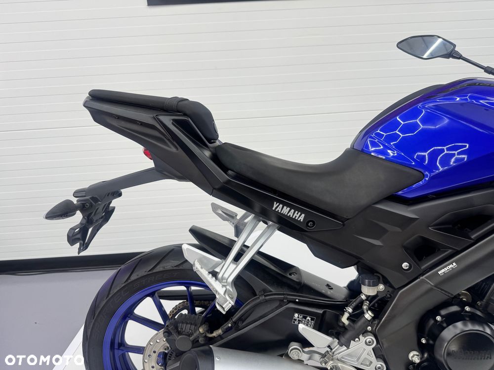 Yamaha MT - 28