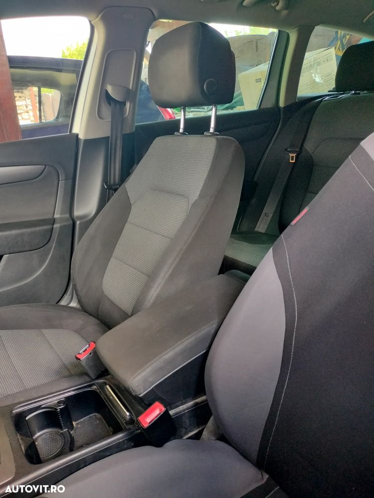 Volkswagen Passat 2.0 Blue TDI DSG SCR Comfortline - 5