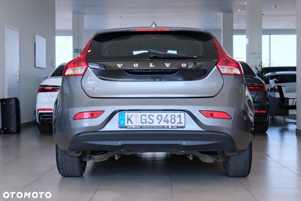 Volvo V40 D2 Kinetic - 7