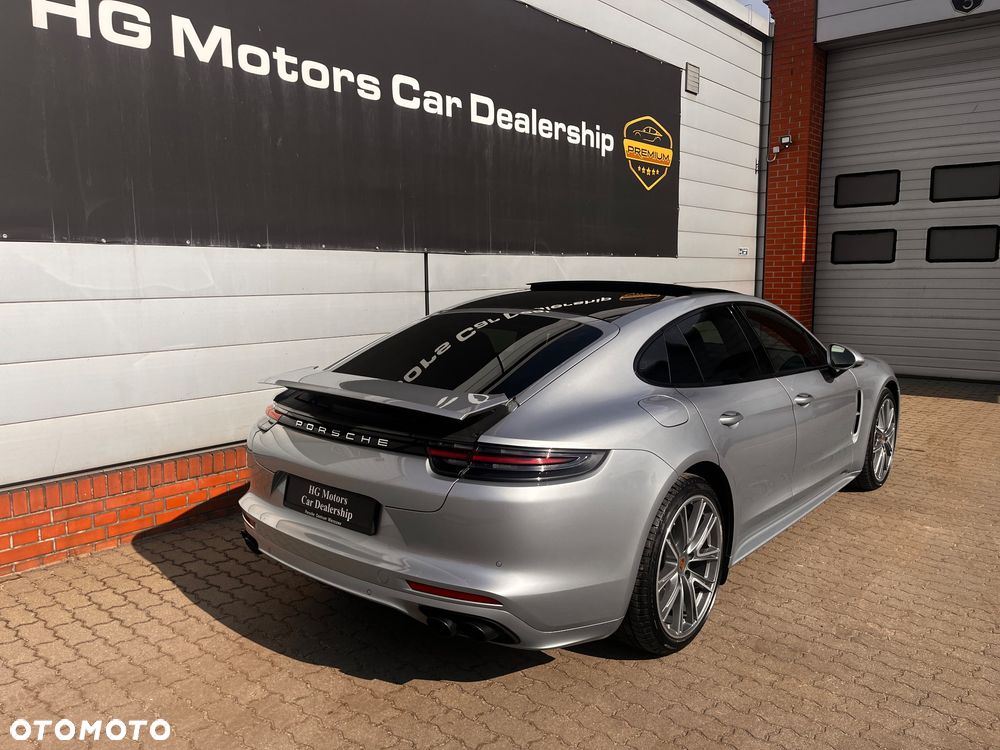 Porsche Panamera - 13
