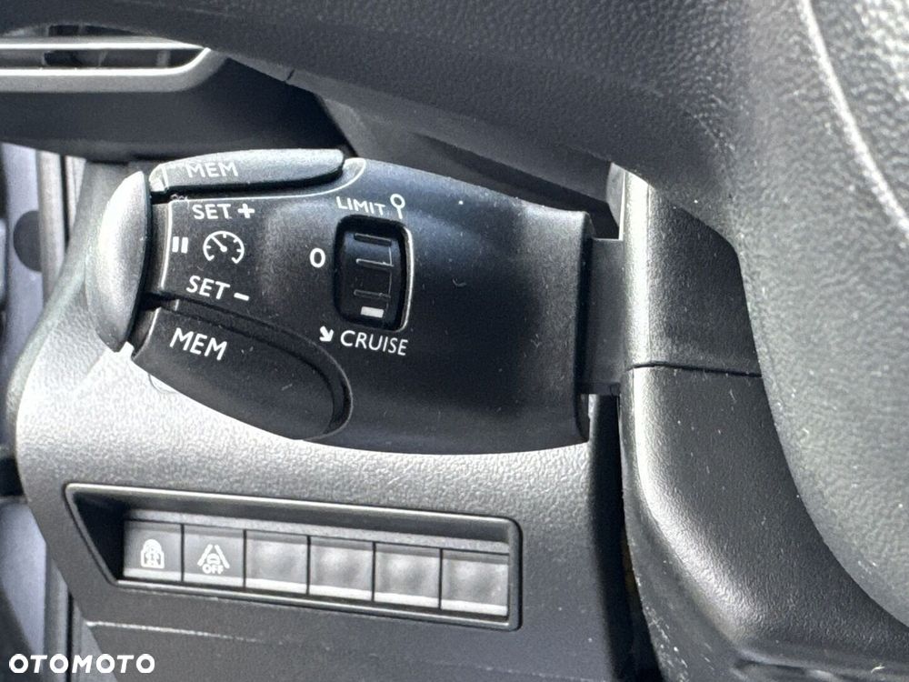 Toyota Proace City Verso 1.5 D-4D Business - 21