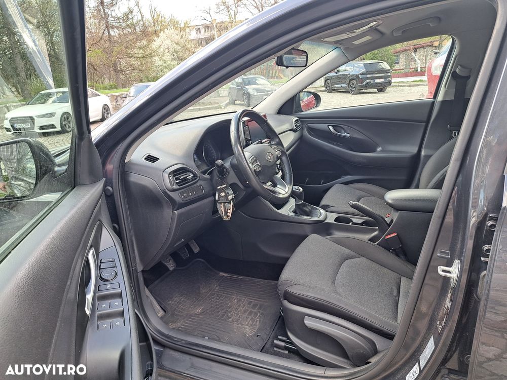 Hyundai i30 1.5 Pure - 17