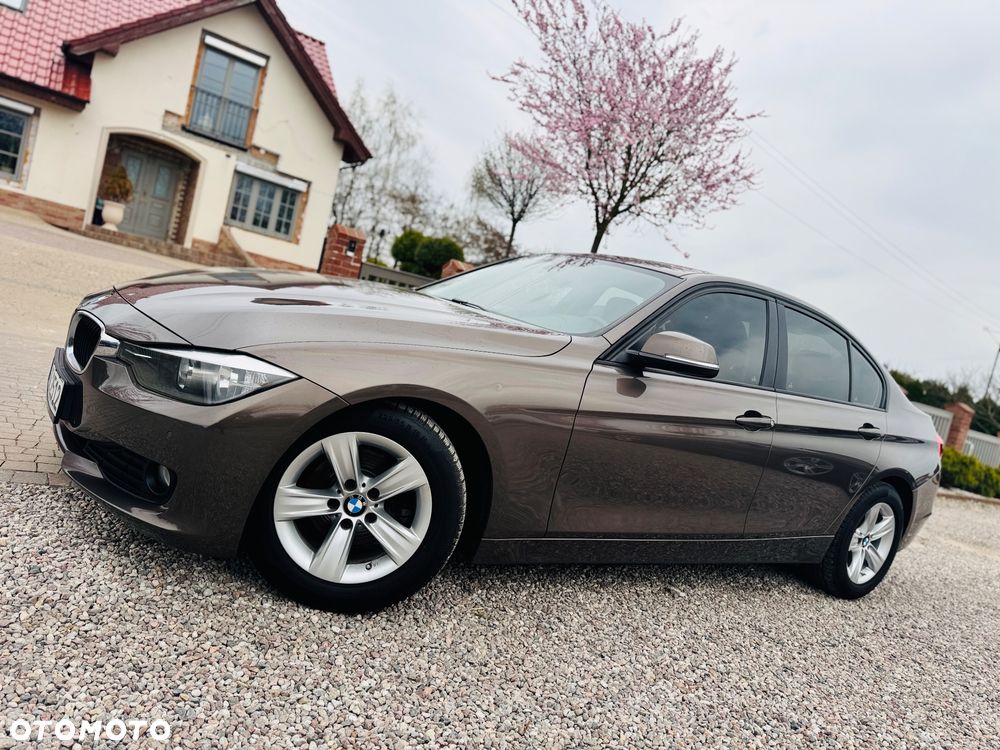 BMW Seria 3 316d DPF Edition Exclusive - 29