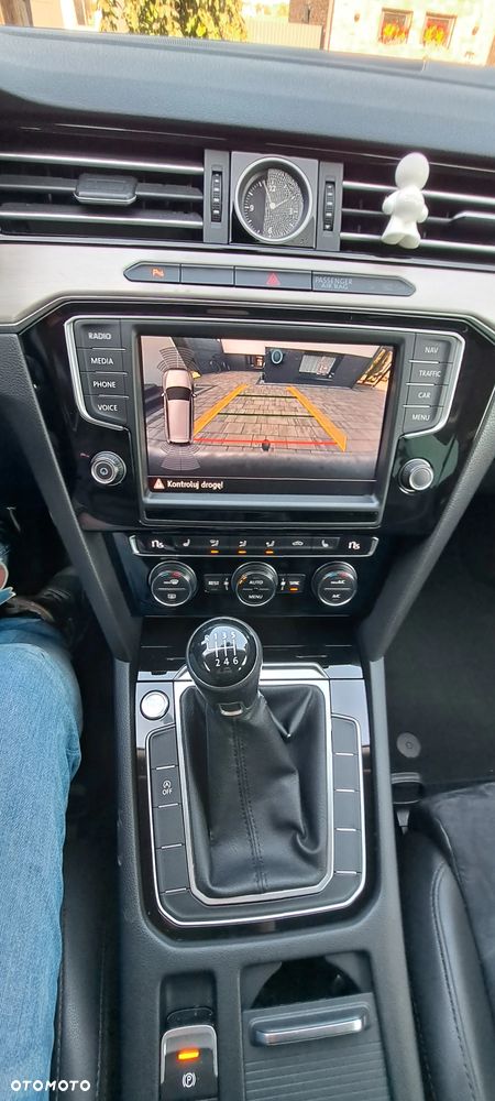 Volkswagen Passat Variant - 33