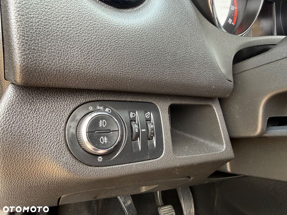 Opel Meriva 1.4 Ecoflex Start/Stop Active - 32