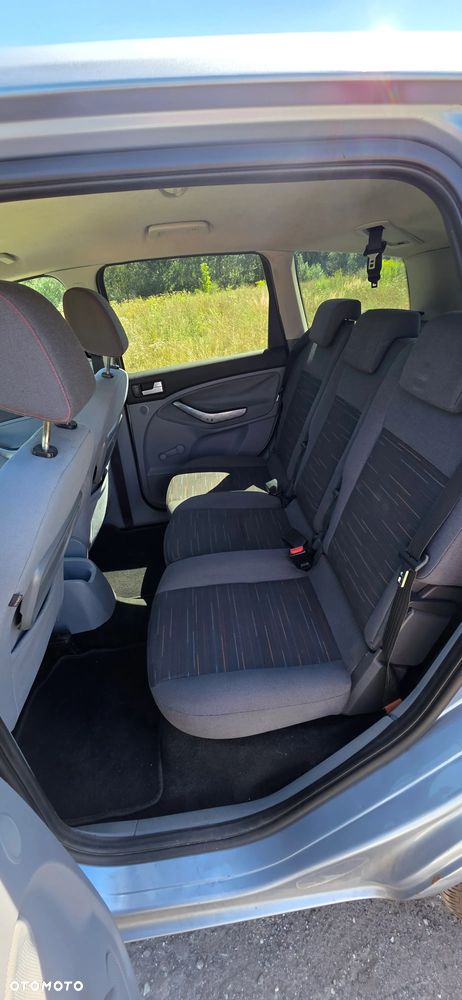 Ford Focus C-Max 1.8 TDCi Ghia - 4