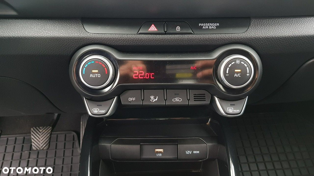 Kia Stonic 1.2 L - 27