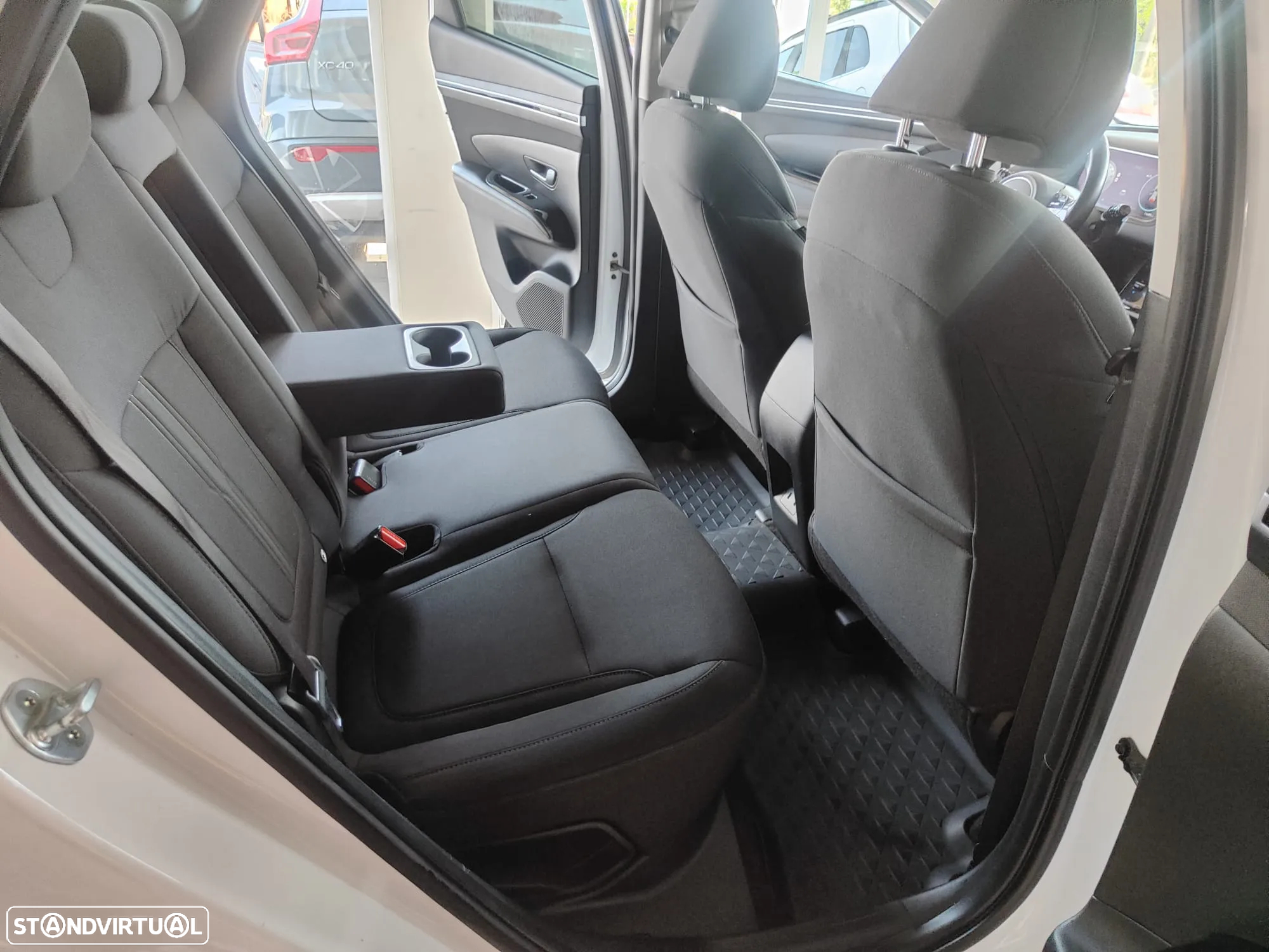 Hyundai Tucson 1.6 CRDi Premium - 14