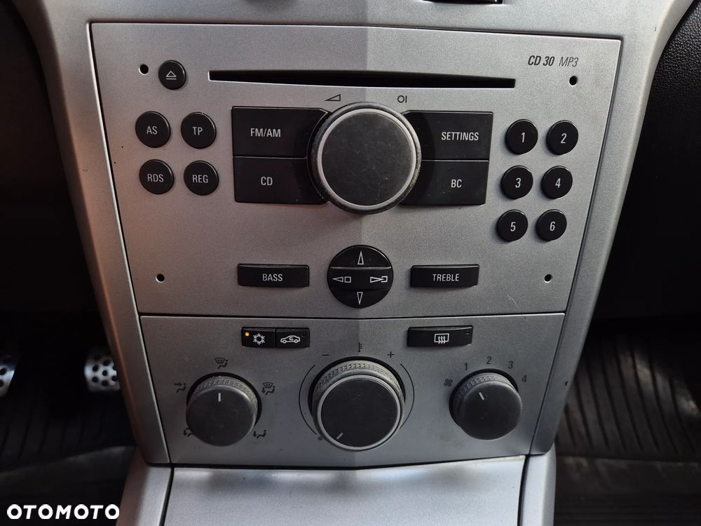 Opel Astra 1.6 Enjoy - 9