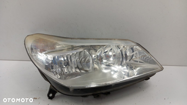 CITROEN C5 II LAMPA PRZÓD PRAWA