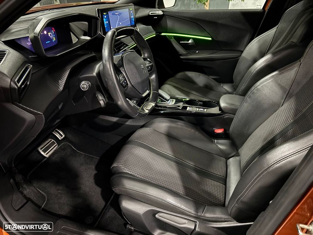 Peugeot e-2008 50 kWh GT Line - 9