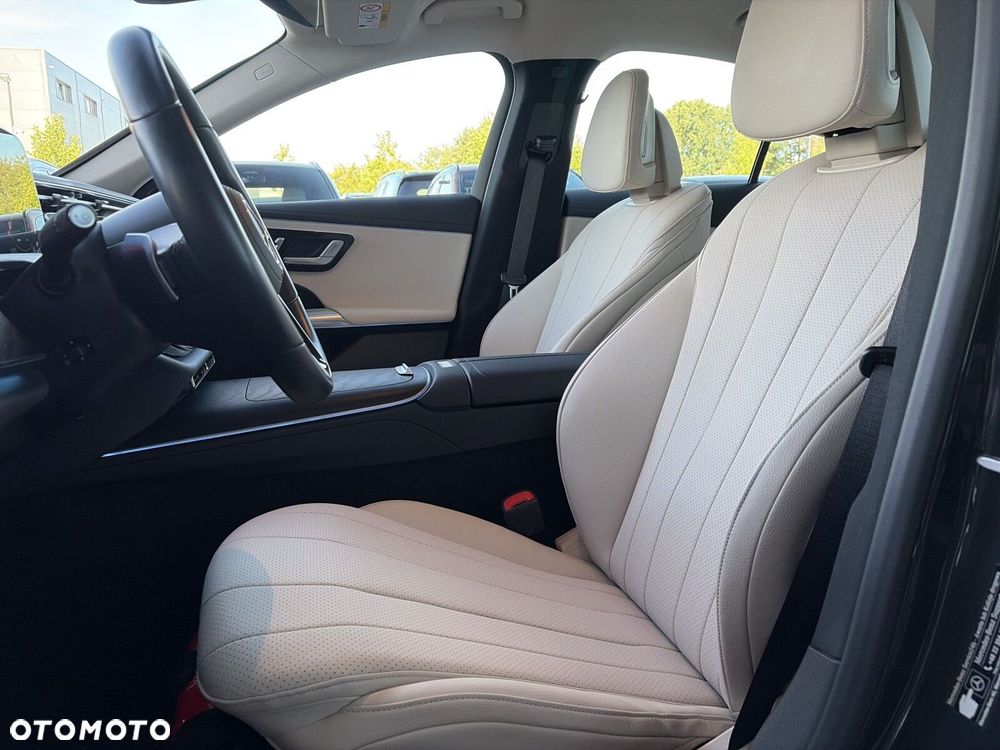 Mercedes-Benz Klasa E 220 d mHEV AMG 9G-Tronic - 14