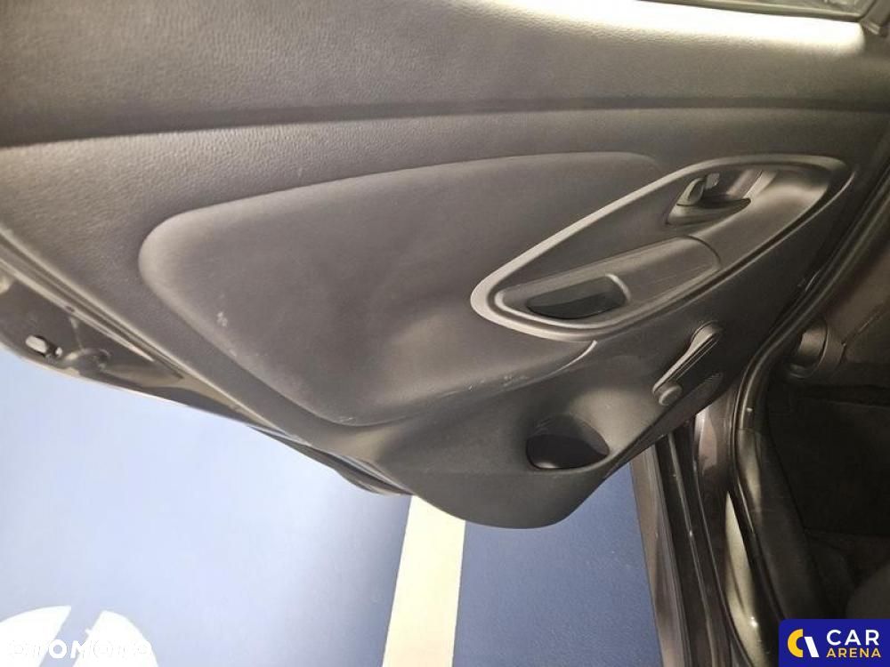 Toyota Yaris 1.5 Comfort - 34