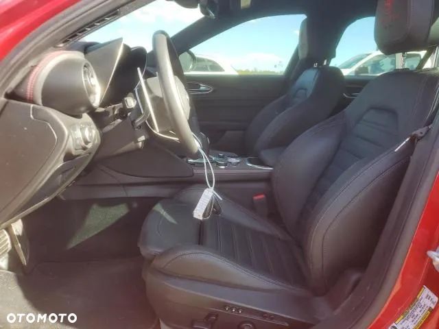 Alfa Romeo Giulia 2.9 Bi Turbo V6 Quadrifoglio - 6
