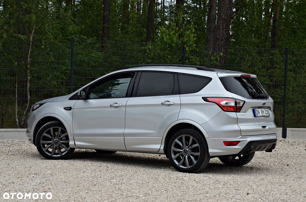 Ford Kuga - 20