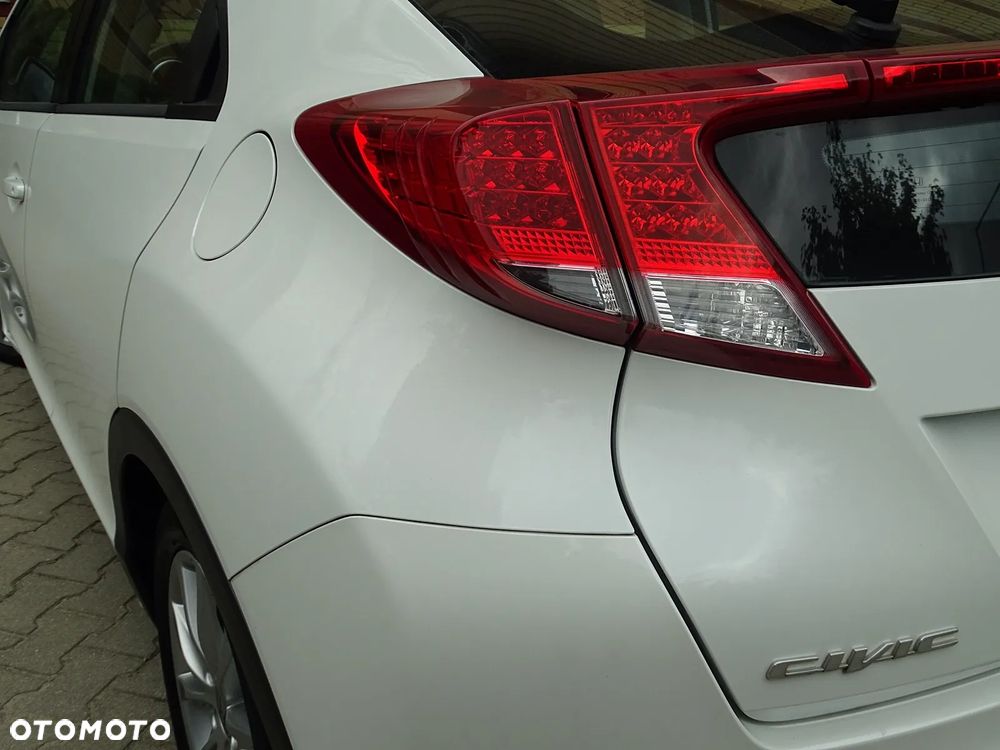 Honda Civic 1.4 i-VTEC Edition X - 23