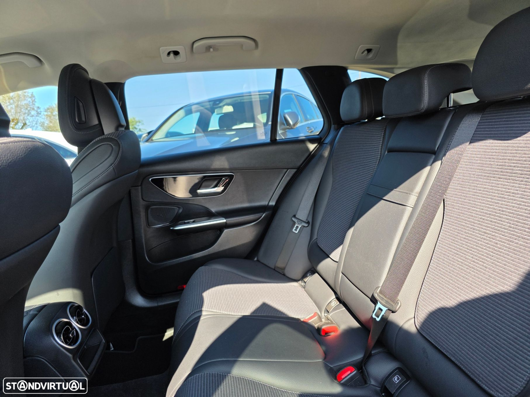 Mercedes-Benz C 220 d Avantgarde - 9